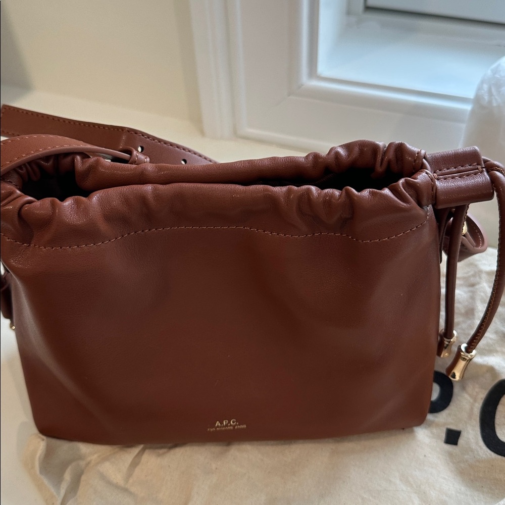 A.P.C Ninon Mini bag in Hazelnut, New with Dust Bag - Picture 9 of 15